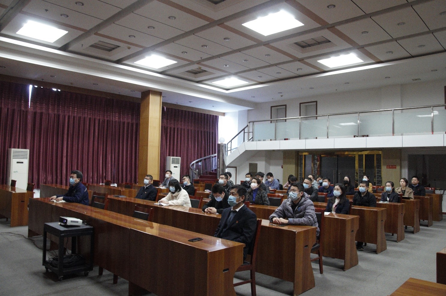 市能源集團組織收看《生命至上 警鐘長鳴》安全生產警示教育片(圖2)