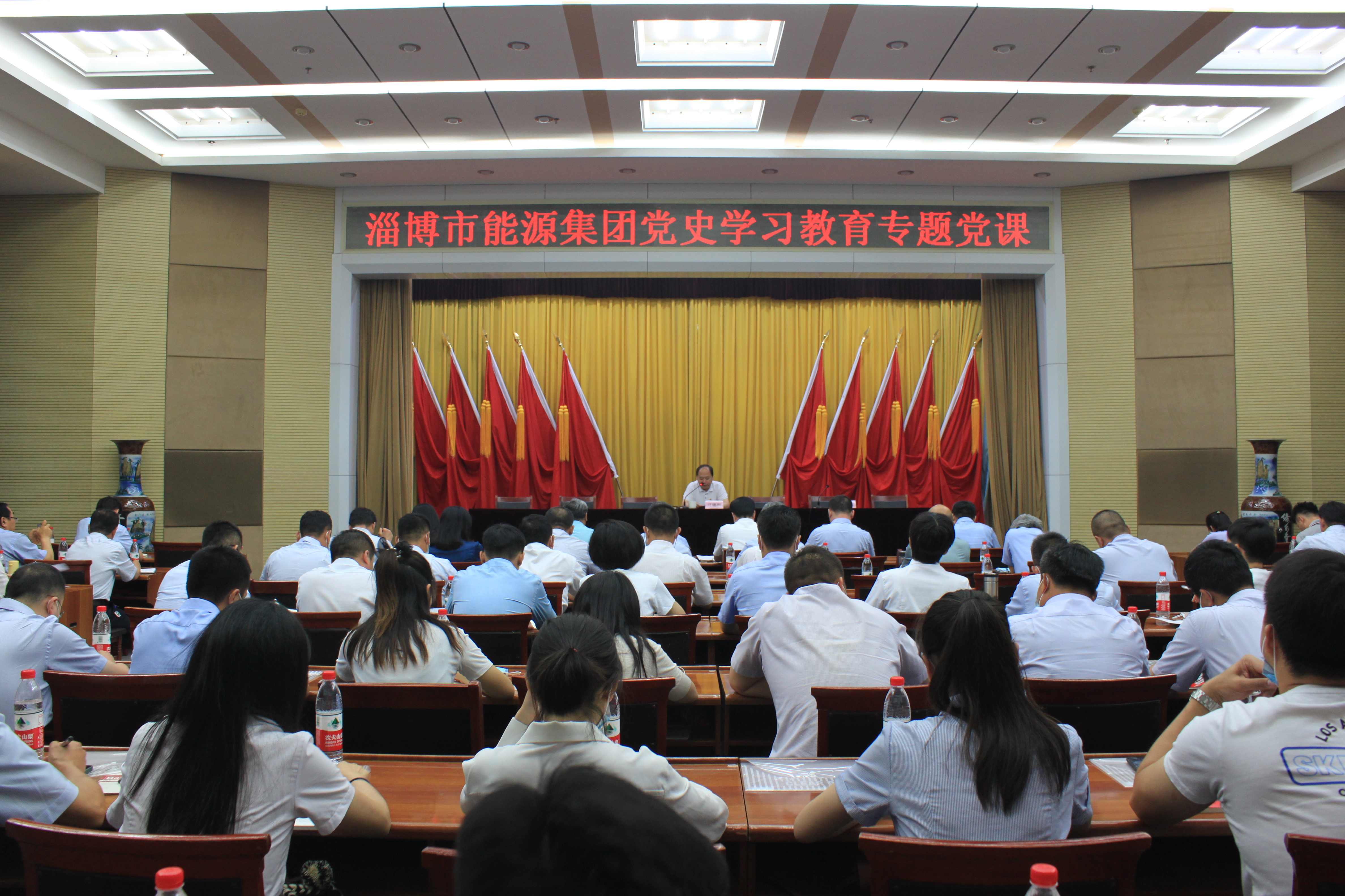 銘記百年黨史崢嶸 凝心聚力共謀發(fā)展(圖1)