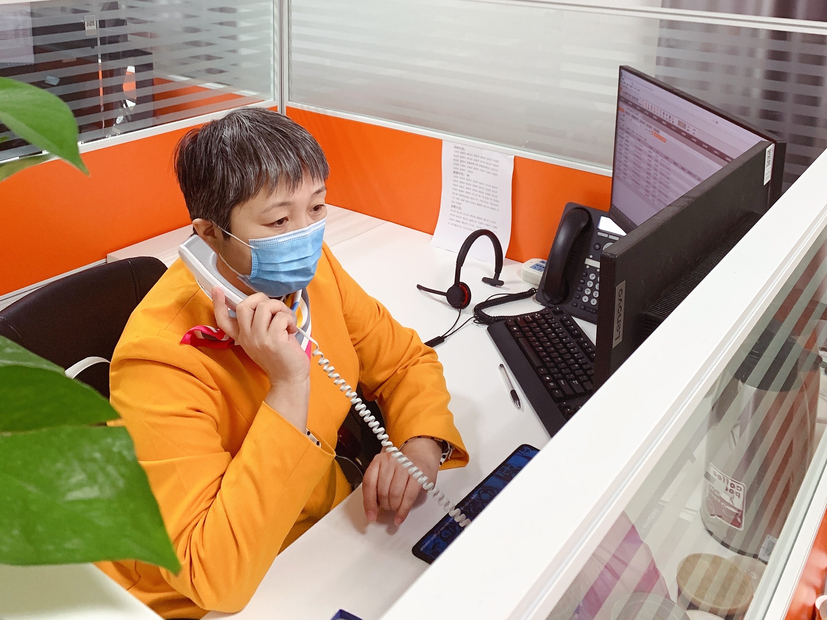 堅守崗位勇擔當  “藍焰衛士”同抗“疫”(圖6)