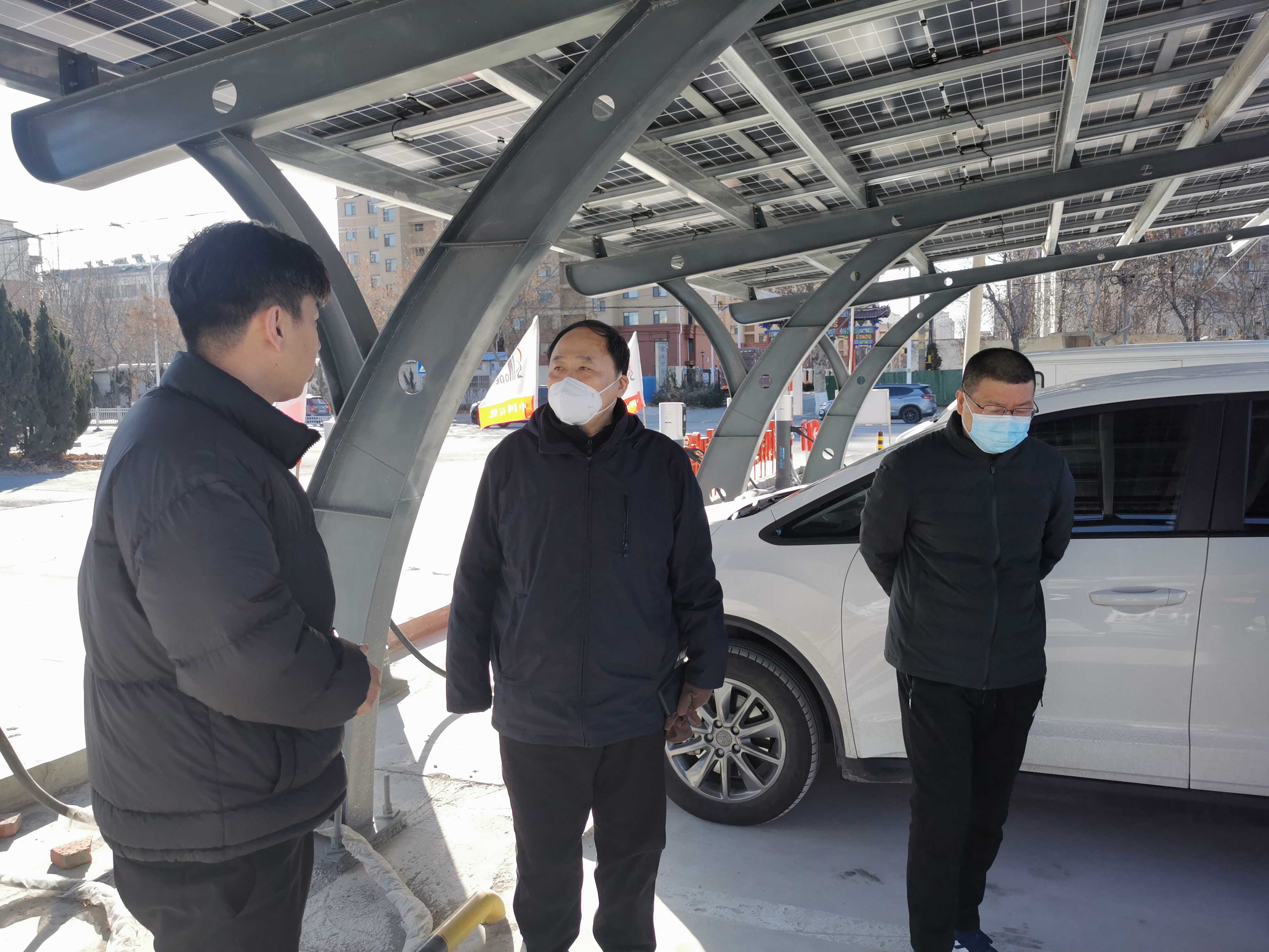 市能源集團汪德剛看望慰問春節期間值守一線干部職工(圖3)